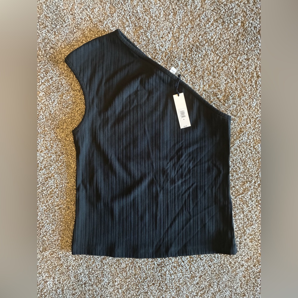 Black One-Shoulder Ribbed Top